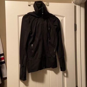 Lululemon zip up sweater. Size 4.